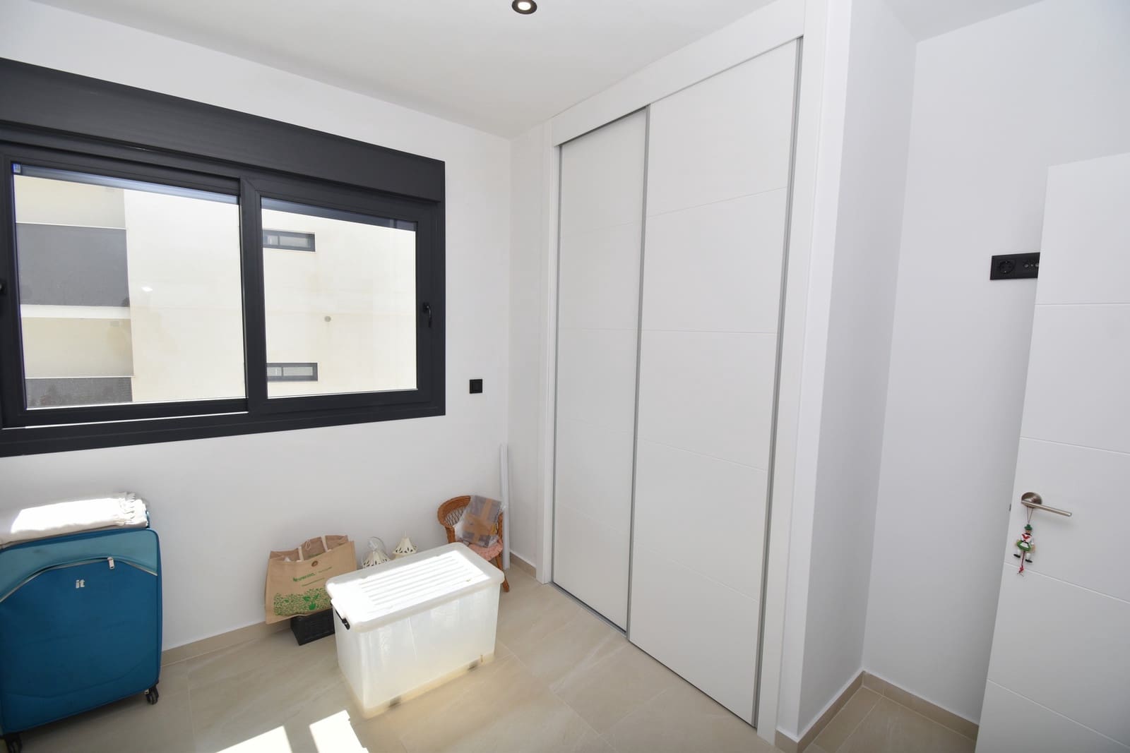 3 bedroom Apartment for sale in Los Alcazares with pool garage - € 324,950 (Ref: 9981827)