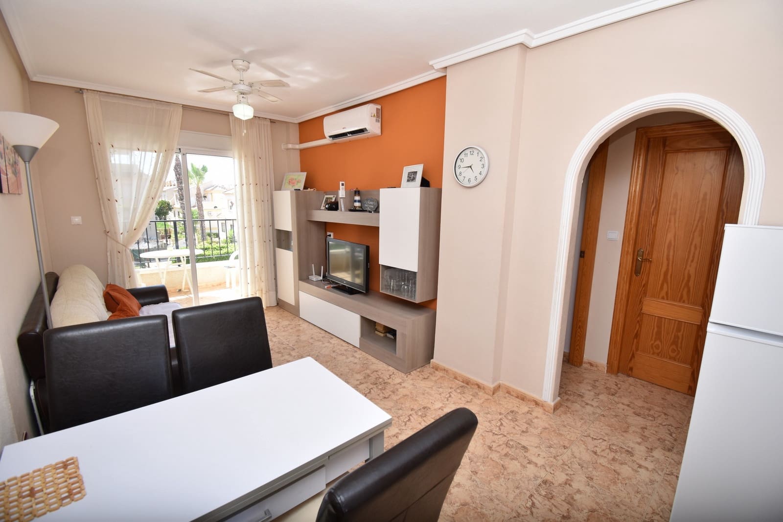 2 sypialnia Penthouse na sprzedaż w Villamartin z basenem garażem - 149 000 € (Ref: 9981828)