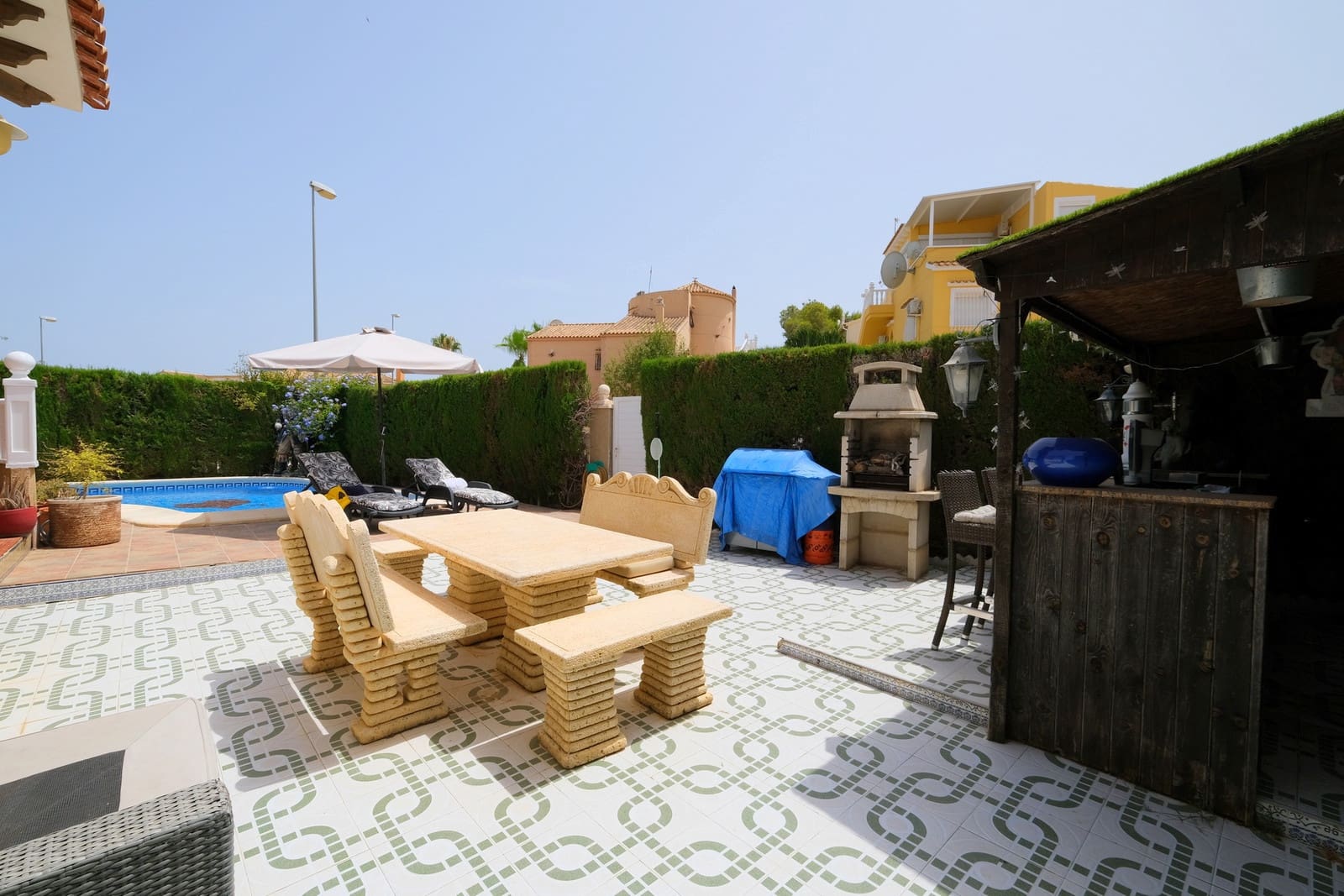 2 sypialnia Willa na sprzedaż w Villamartin z basenem garażem - 399 995 € (Ref: 9981829)
