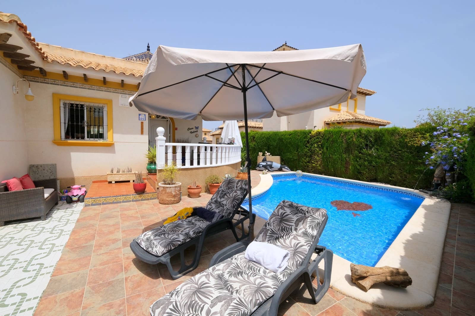 2 sypialnia Willa na sprzedaż w Villamartin z basenem garażem - 399 995 € (Ref: 9981829)