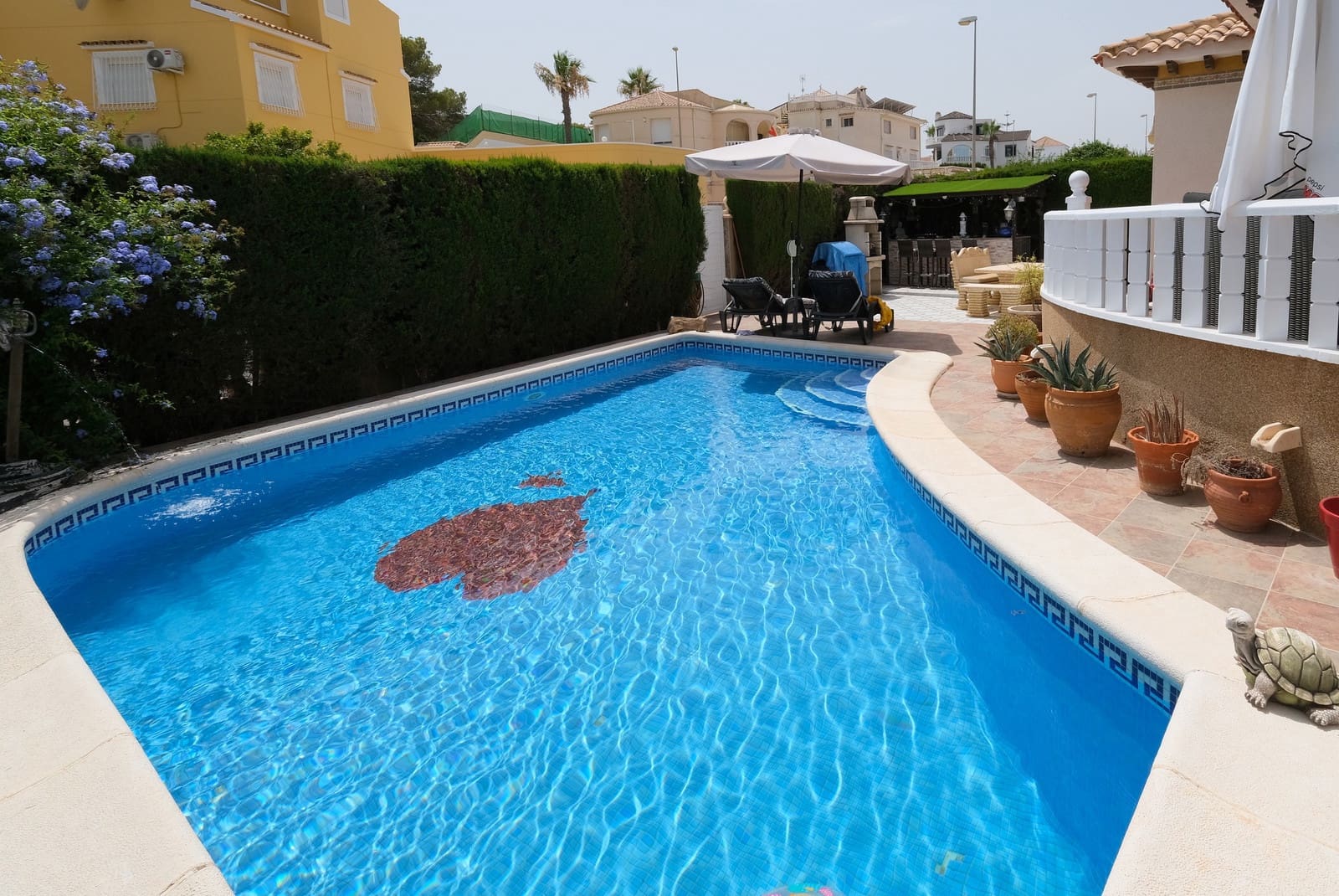 2 sypialnia Willa na sprzedaż w Villamartin z basenem garażem - 399 995 € (Ref: 9981829)