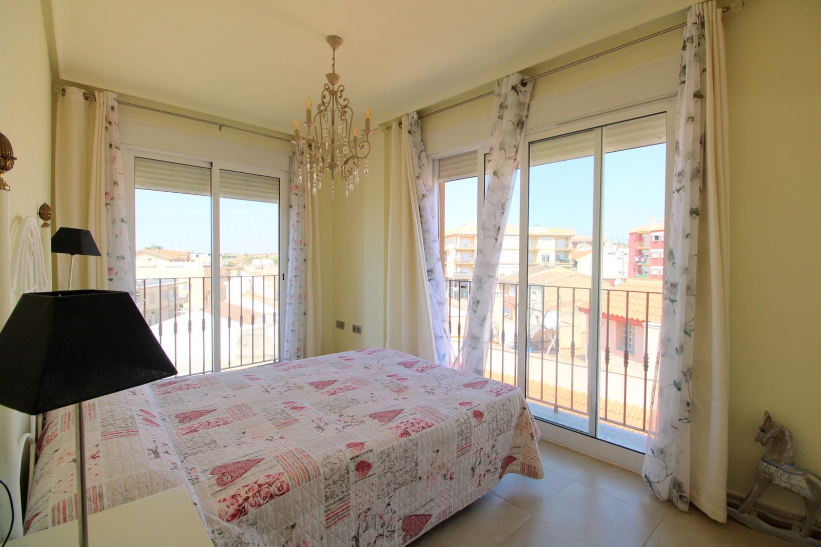 2 Zimmer Apartment zu verkaufen in Sucina mit Pool - 115.000 € (Ref: 9981830)