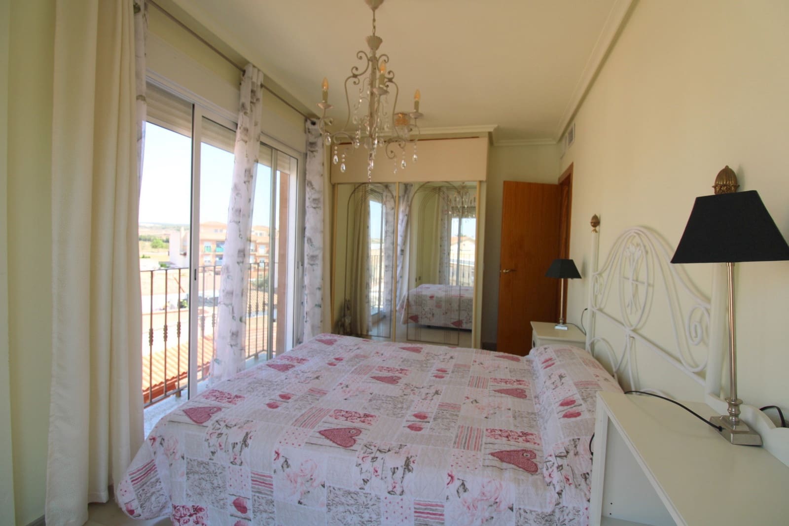 2 Zimmer Apartment zu verkaufen in Sucina mit Pool - 115.000 € (Ref: 9981830)