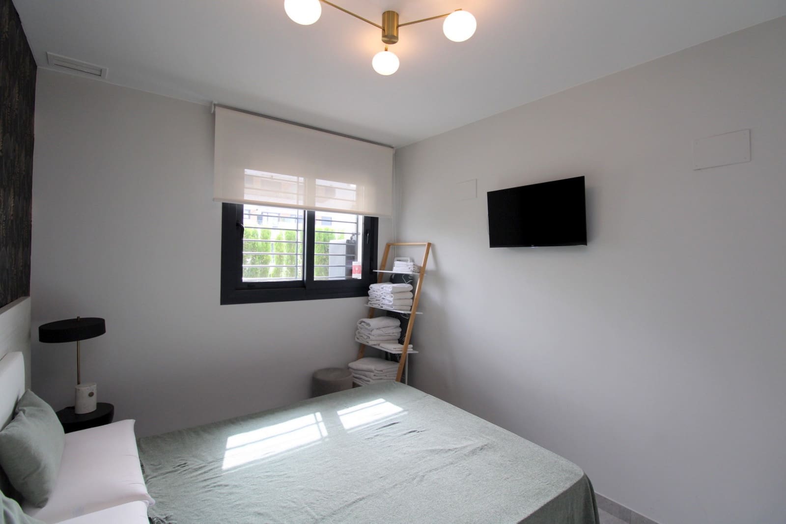 2 Zimmer Apartment zu verkaufen in Villamartin mit Pool Garage - 249.999 € (Ref: 9981831)