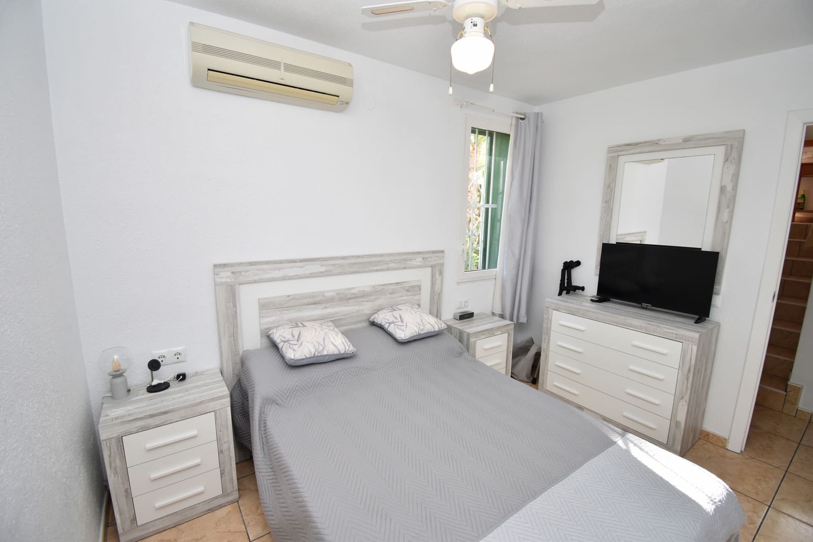 2 sypialnia Dom na sprzedaż w Villamartin z basenem - 235 000 € (Ref: 9981832)