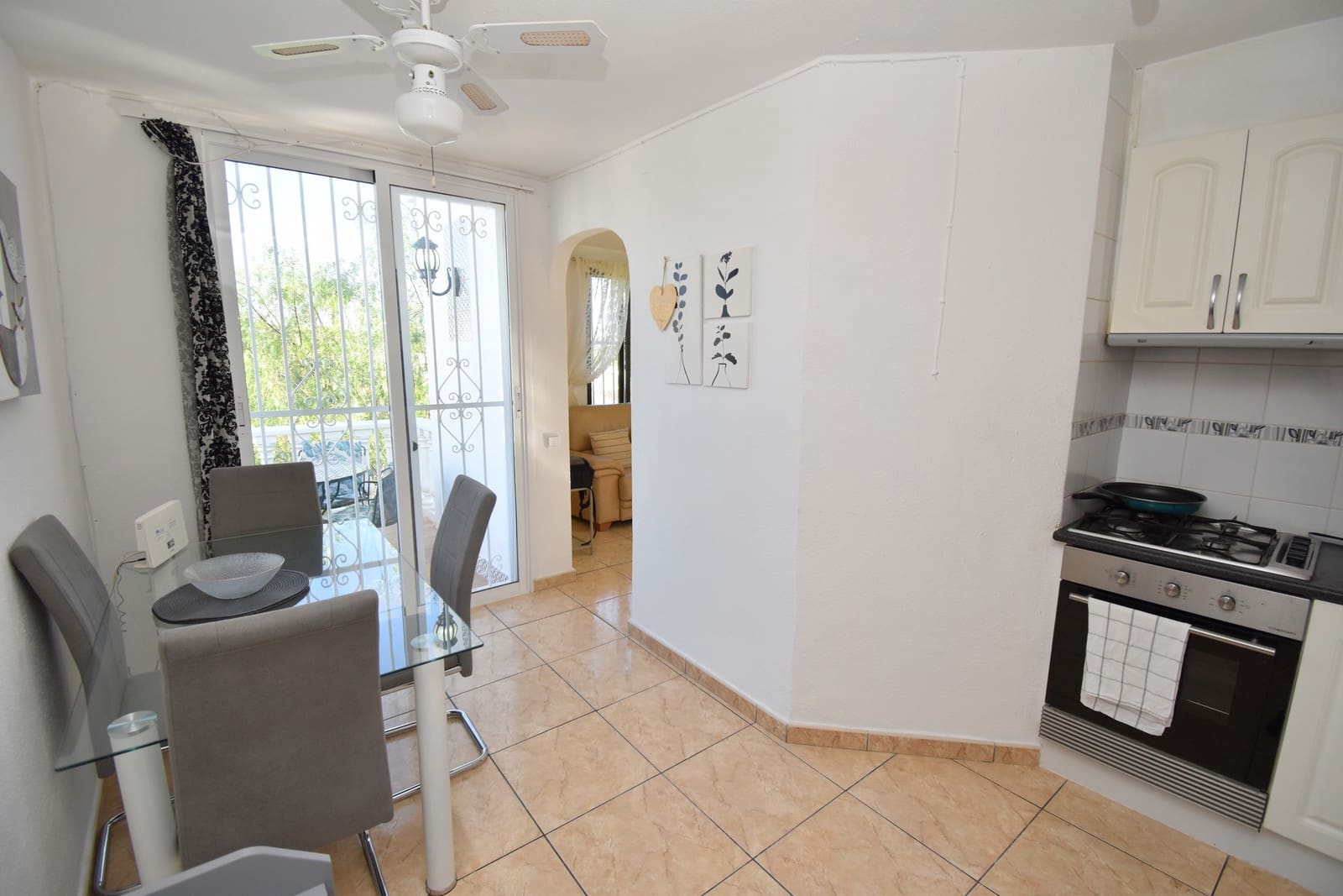 2 sypialnia Dom na sprzedaż w Villamartin z basenem - 235 000 € (Ref: 9981832)