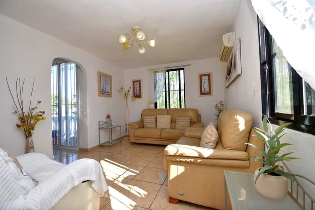 2 sypialnia Dom na sprzedaż w Villamartin, Orihuela z basenem - 235 000 € (Ref: 9981832)