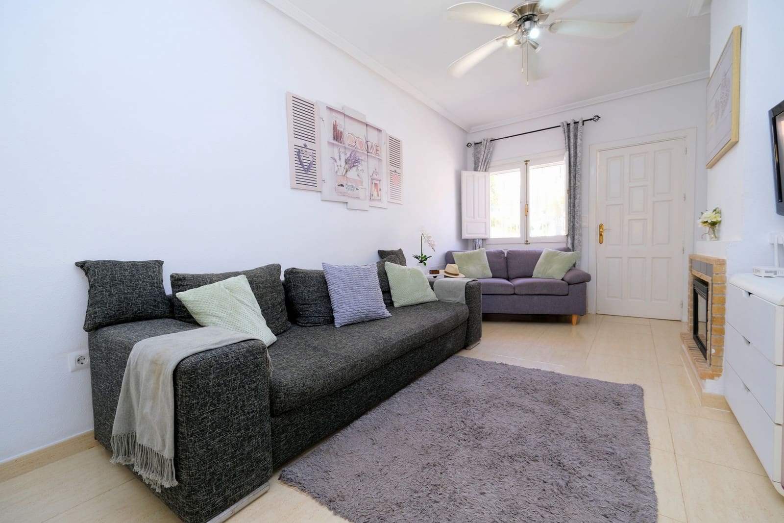2 sovrum Bungalow till salu i Villamartin med pool - 159 995 € (Ref: 9981833)