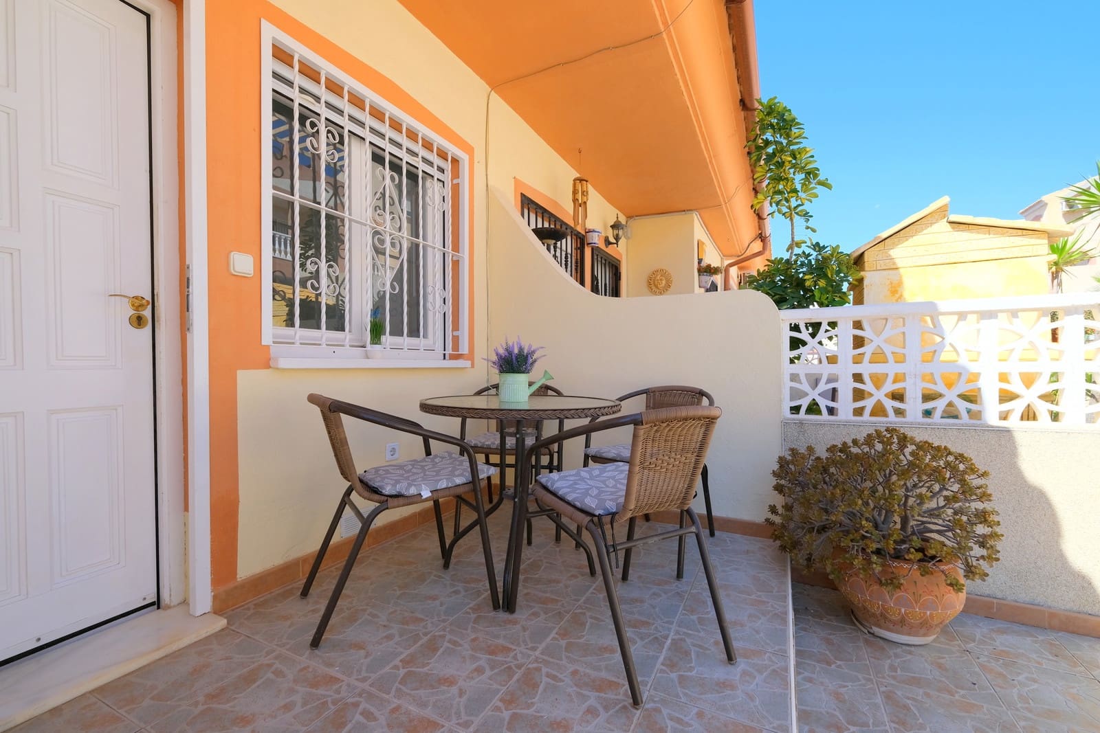 2 sovrum Bungalow till salu i Villamartin med pool - 159 995 € (Ref: 9981833)