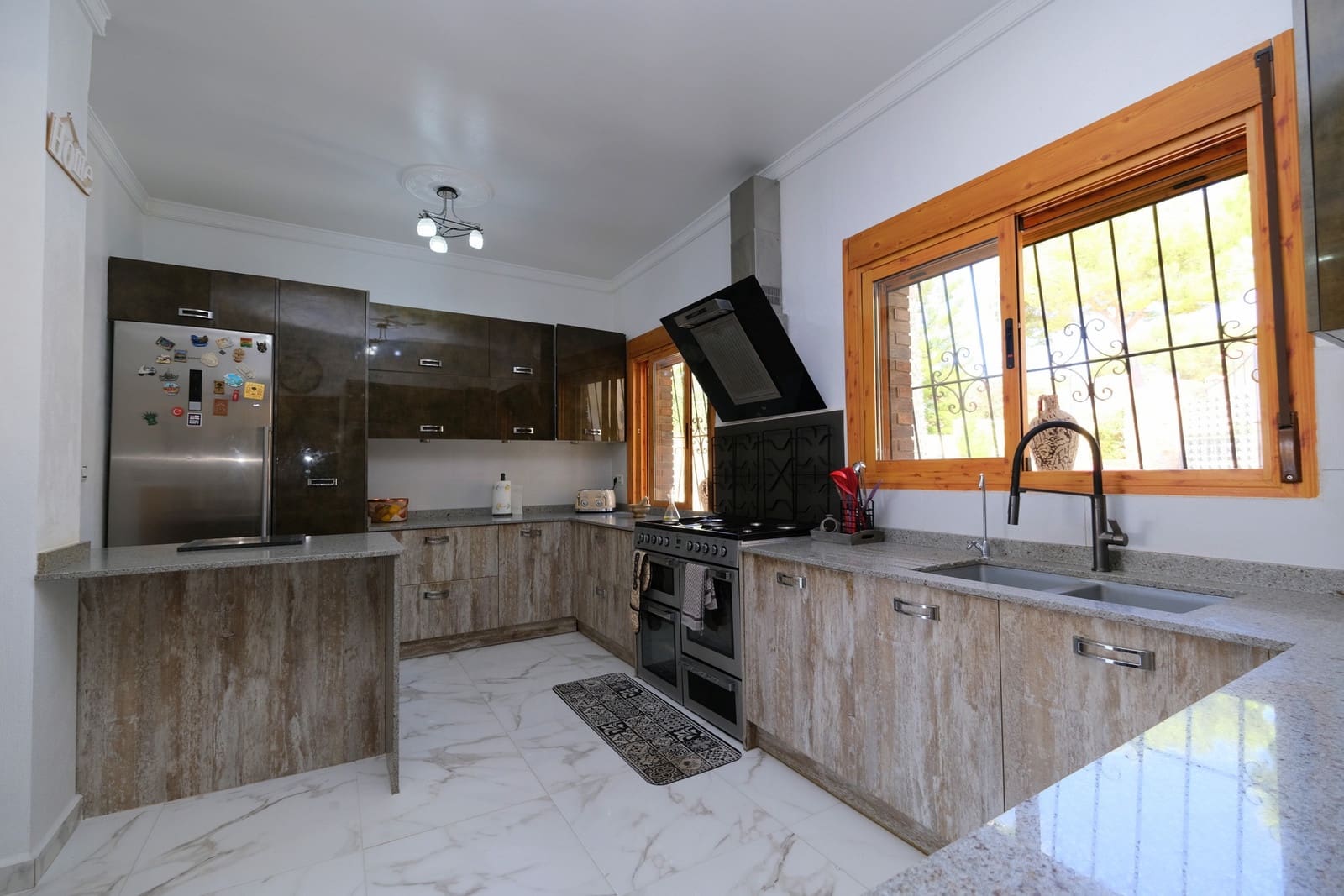 Chalet de 5 habitaciones en Pinar de Campoverde en venta con piscina garaje - 795.000 € (Ref: 9981834)