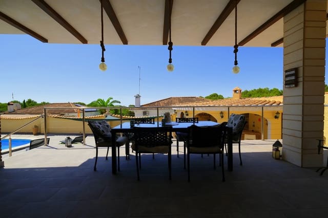 5 sypialnia Willa na sprzedaż w Pinar de Campoverde, Pilar de la Horadada z basenem garażem - 795 000 € (Ref: 9981834)