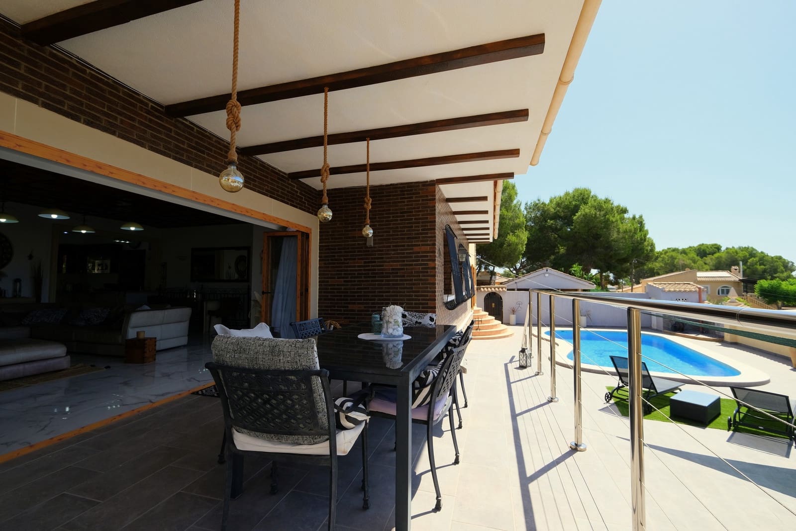 Chalet de 5 habitaciones en Pinar de Campoverde en venta con piscina garaje - 795.000 € (Ref: 9981834)
