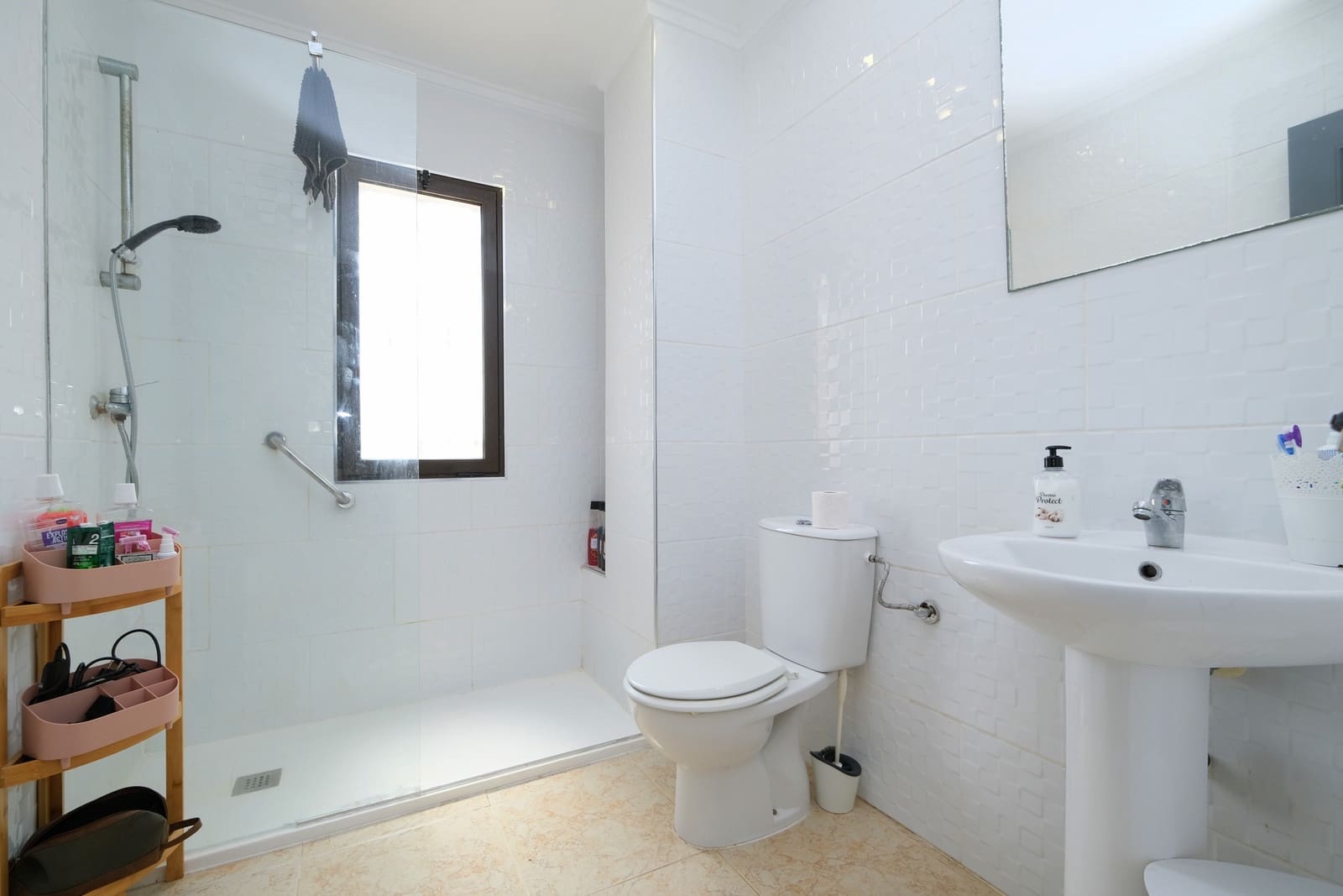 2 chambre Villa/Maison à vendre à Villamartin avec piscine garage - 229 000 € (Ref: 9981835)
