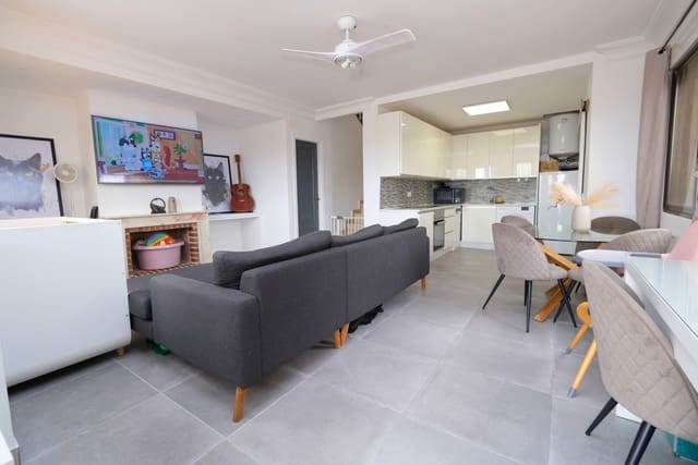 2 camera da letto Villa in vendita in Villamartin, Orihuela con piscina garage - 229.000 € (Rif: 9981835)