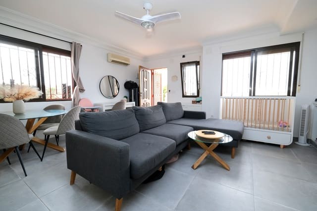 2 camera da letto Villa in vendita in Villamartin, Orihuela con piscina garage - 229.000 € (Rif: 9981835)