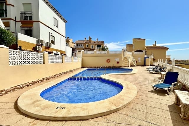 2 camera da letto Villa in vendita in Villamartin, Orihuela con piscina garage - 229.000 € (Rif: 9981835)