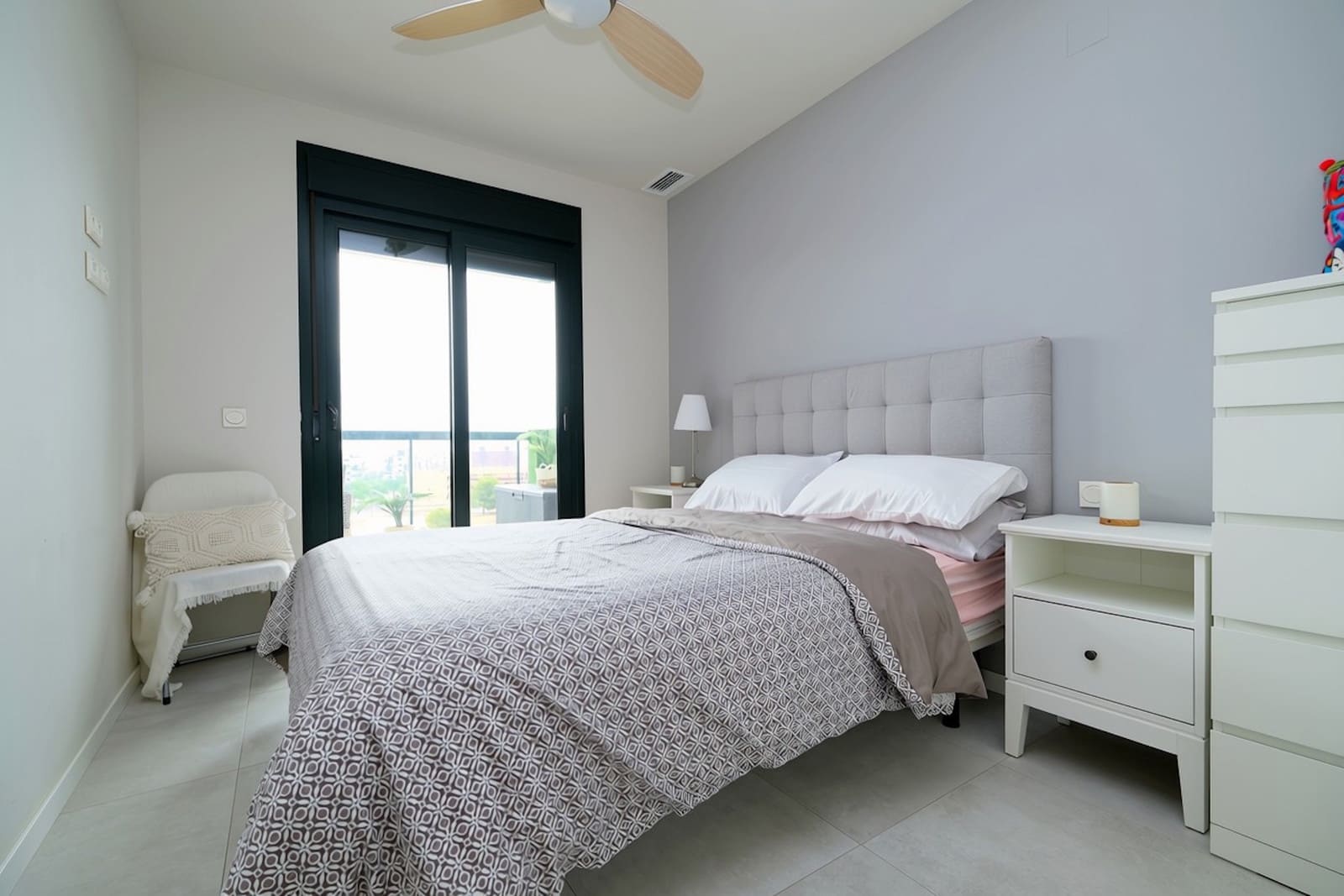 3 slaapkamer Appartement te koop in Mil Palmeras met zwembad garage - € 295.000 (Ref: 9981837)