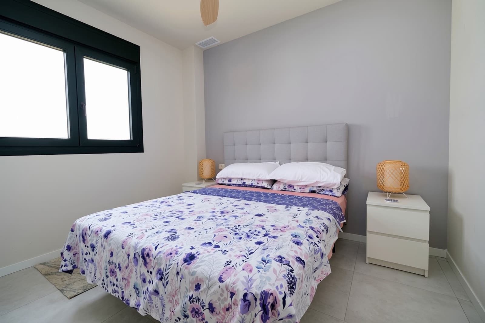 3 slaapkamer Appartement te koop in Mil Palmeras met zwembad garage - € 295.000 (Ref: 9981837)
