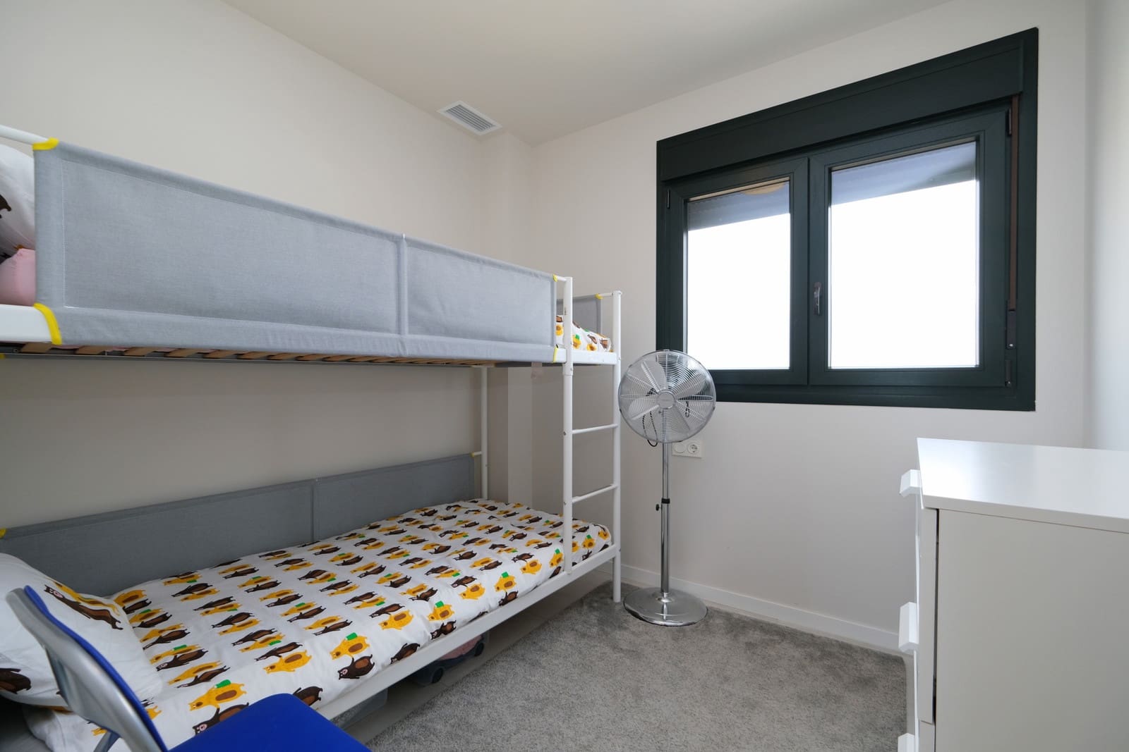 3 slaapkamer Appartement te koop in Mil Palmeras met zwembad garage - € 295.000 (Ref: 9981837)