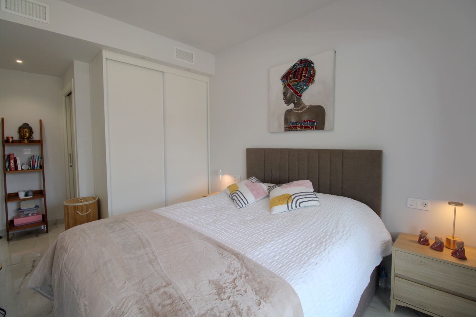 2 sypialnia Apartament na sprzedaż w Playa Flamenca z basenem garażem - 350 000 € (Ref: 9981838)