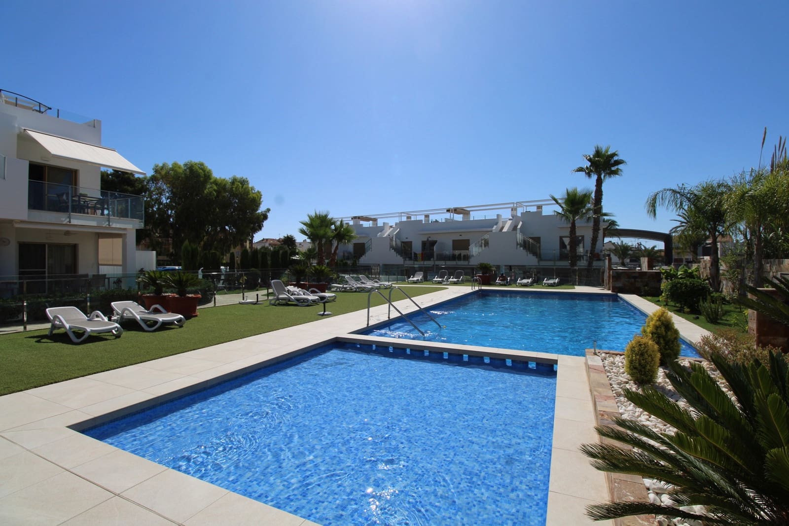 2 Zimmer Penthouse zu verkaufen in Pilar de la Horadada mit Pool Garage - 259.950 € (Ref: 9981839)