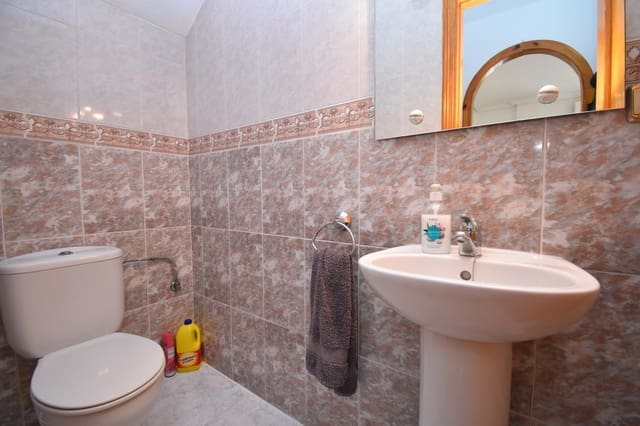 2 soveværelse Byhus til salg i La Zenia, Orihuela med swimmingpool - € 229.999 (Ref: 9984466)