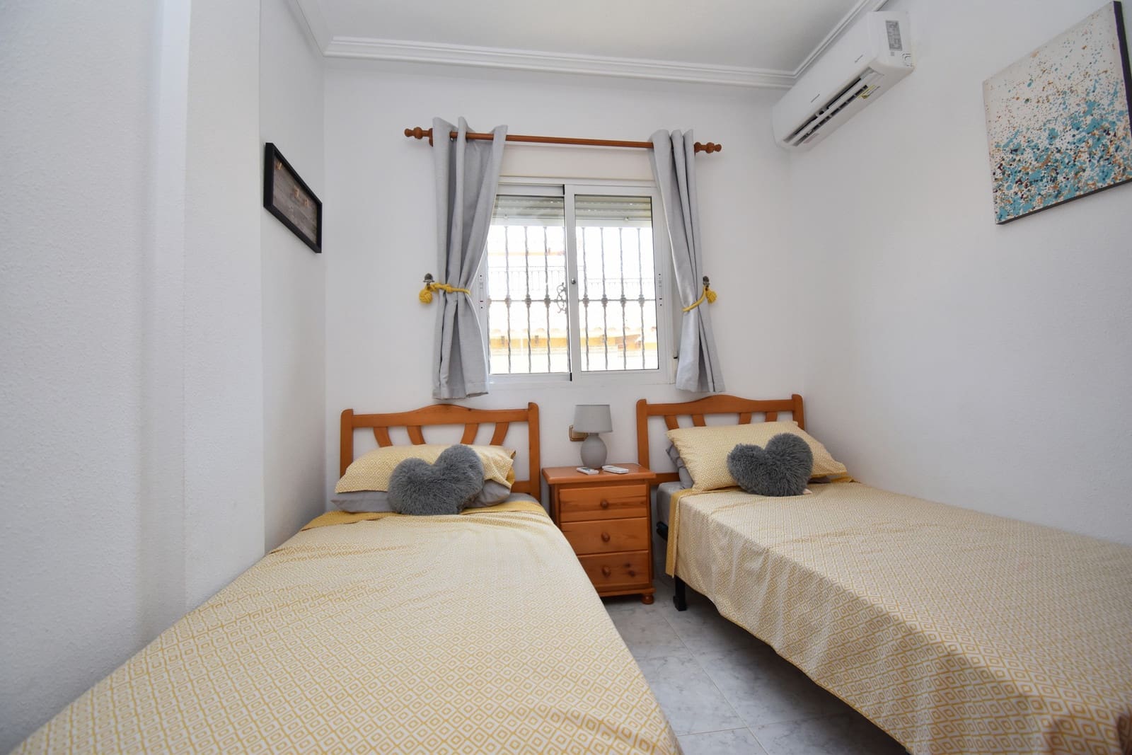 2 sovrum Hus till salu i La Zenia med pool - 229 999 € (Ref: 9984466)