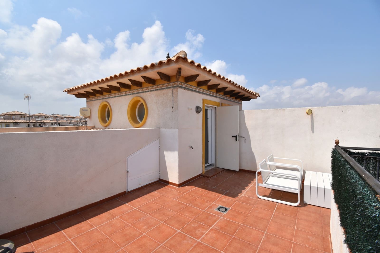 2 sovrum Hus till salu i La Zenia med pool - 229 999 € (Ref: 9984466)