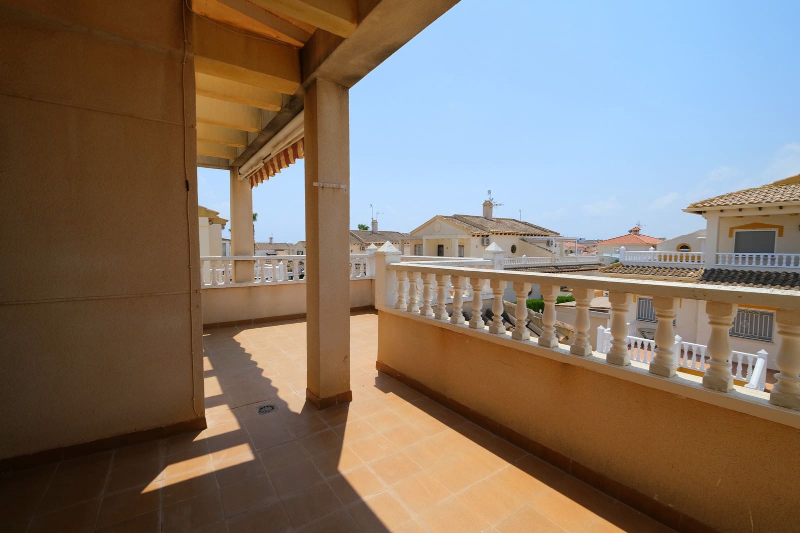 3 chambre Villa/Maison à vendre à Playa Flamenca avec piscine garage - 269 900 € (Ref: 9984467)