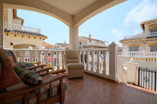 3 soveværelse Villa til salg i Playa Flamenca, Orihuela med swimmingpool garage - € 269.900 (Ref: 9984467)