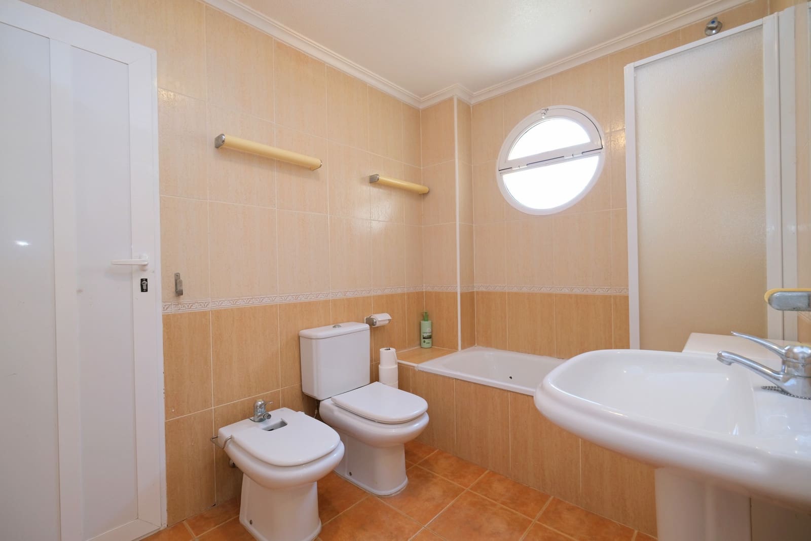 3 chambre Villa/Maison à vendre à Playa Flamenca avec piscine garage - 269 900 € (Ref: 9984467)