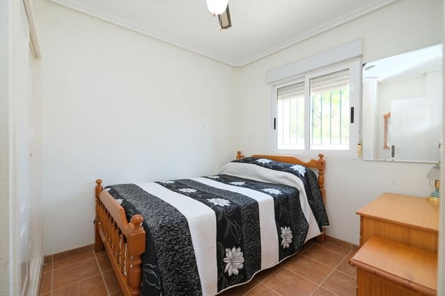 3 soveværelse Villa til salg i Playa Flamenca, Orihuela med swimmingpool garage - € 269.900 (Ref: 9984467)