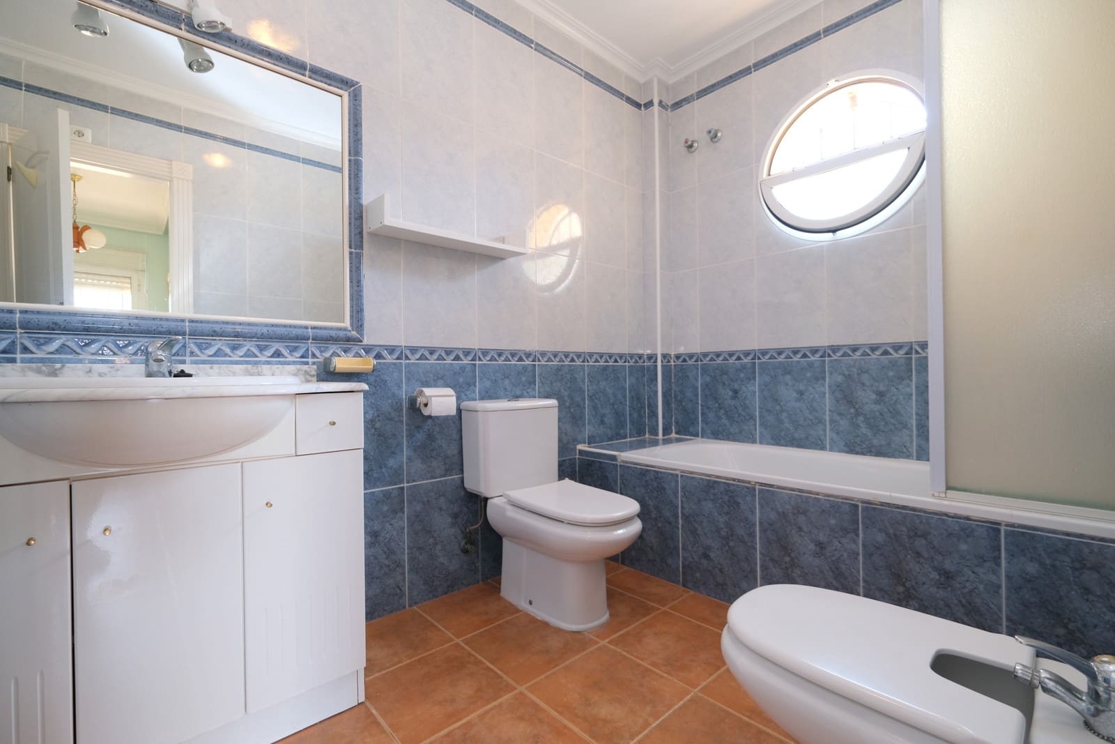 3 chambre Villa/Maison à vendre à Playa Flamenca avec piscine garage - 269 900 € (Ref: 9984467)
