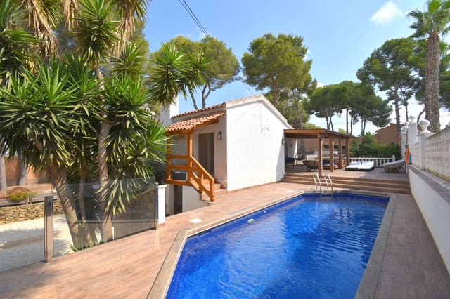 2 bedroom Villa for sale in Pinar de Campoverde, Pilar de la Horadada with pool garage - € 475,000 (Ref: 9984468)