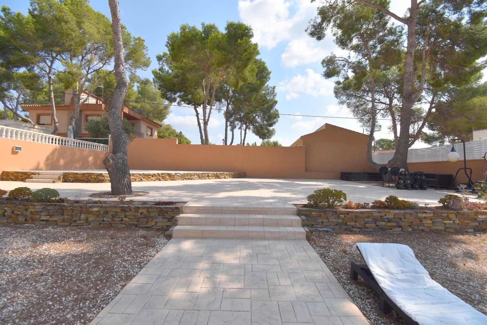 2 bedroom Villa for sale in Pinar de Campoverde with pool garage - € 475,000 (Ref: 9984468)