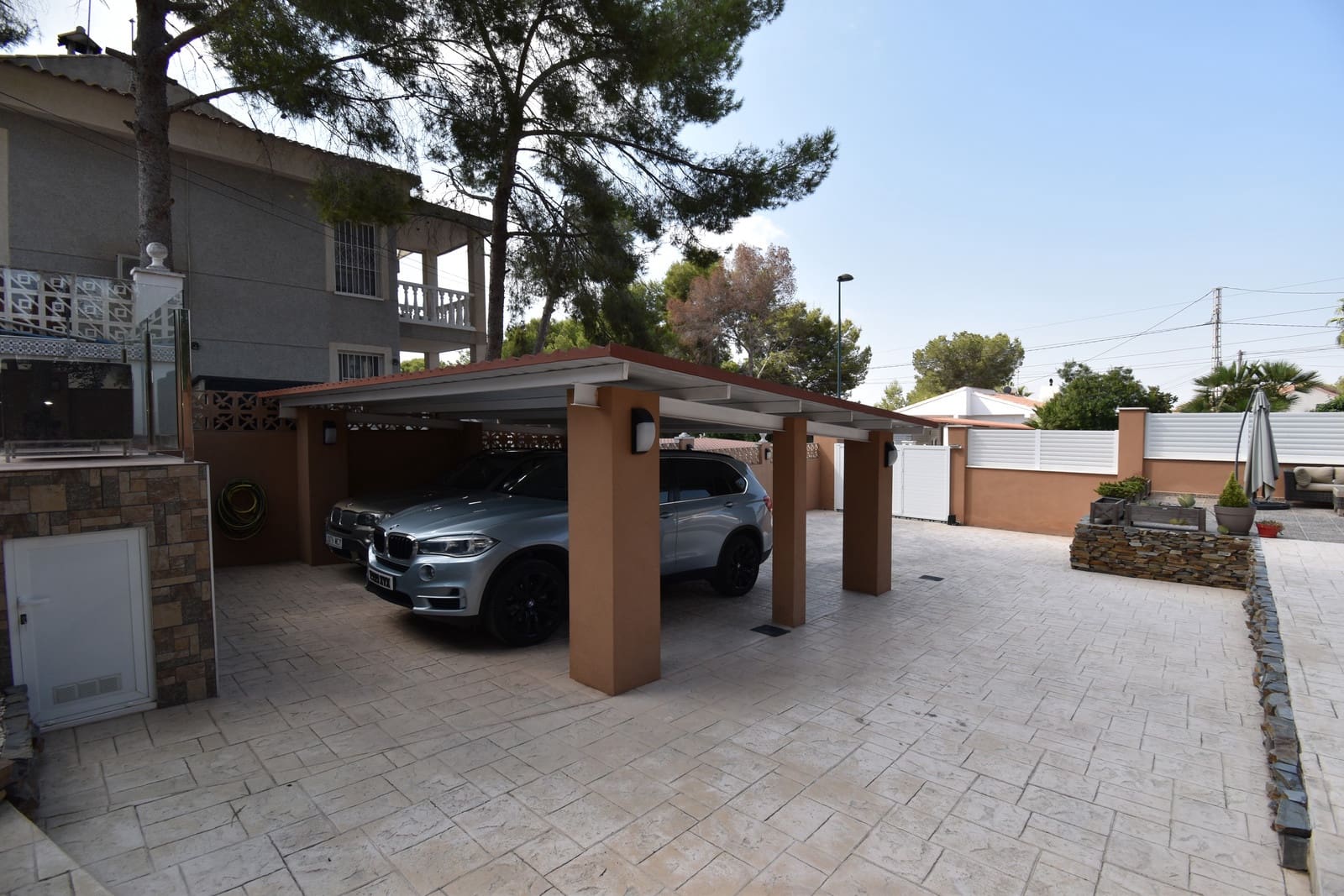 2 bedroom Villa for sale in Pinar de Campoverde with pool garage - € 475,000 (Ref: 9984468)