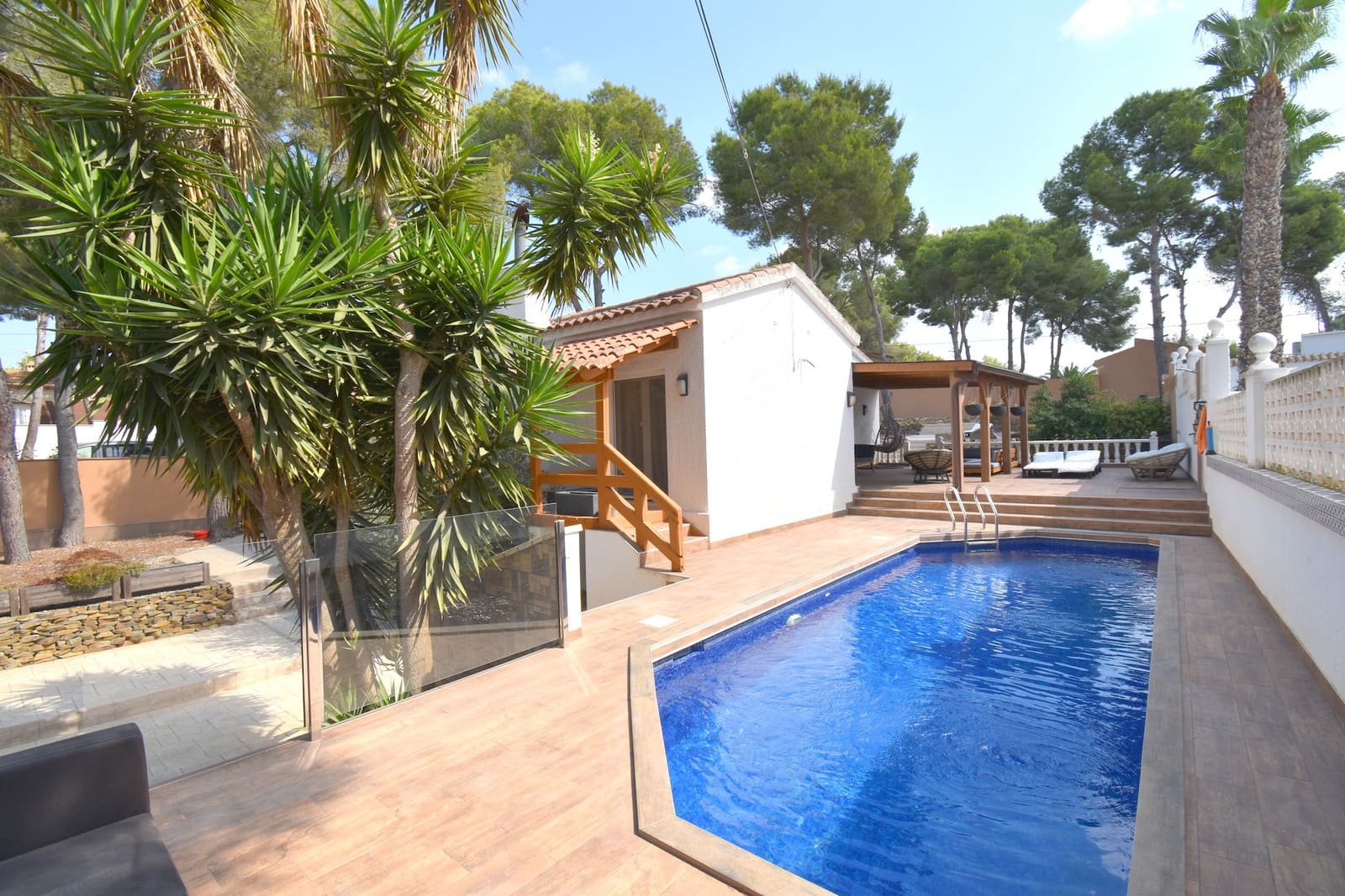 2 bedroom Villa for sale in Pinar de Campoverde with pool garage - € 475,000 (Ref: 9984468)
