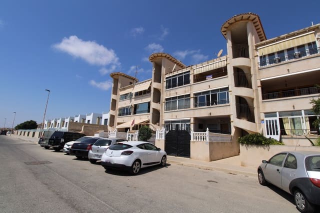 2 Zimmer Penthouse zu verkaufen in Punta Prima, Torrevieja mit Pool Garage - 165.000 € (Ref: 9986455)
