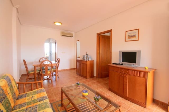 2 Zimmer Penthouse zu verkaufen in Punta Prima, Torrevieja mit Pool Garage - 165.000 € (Ref: 9986455)