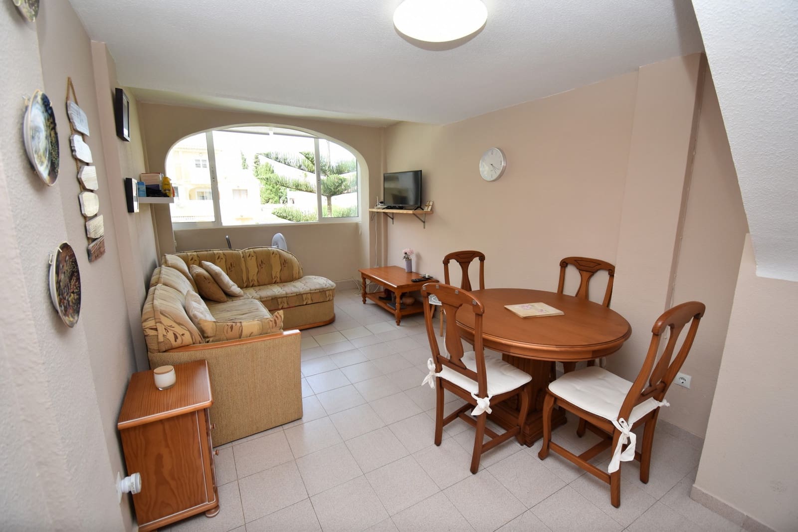 2 bedroom Apartment for sale in Torrevieja with pool - € 124,999 (Ref: 9990284)