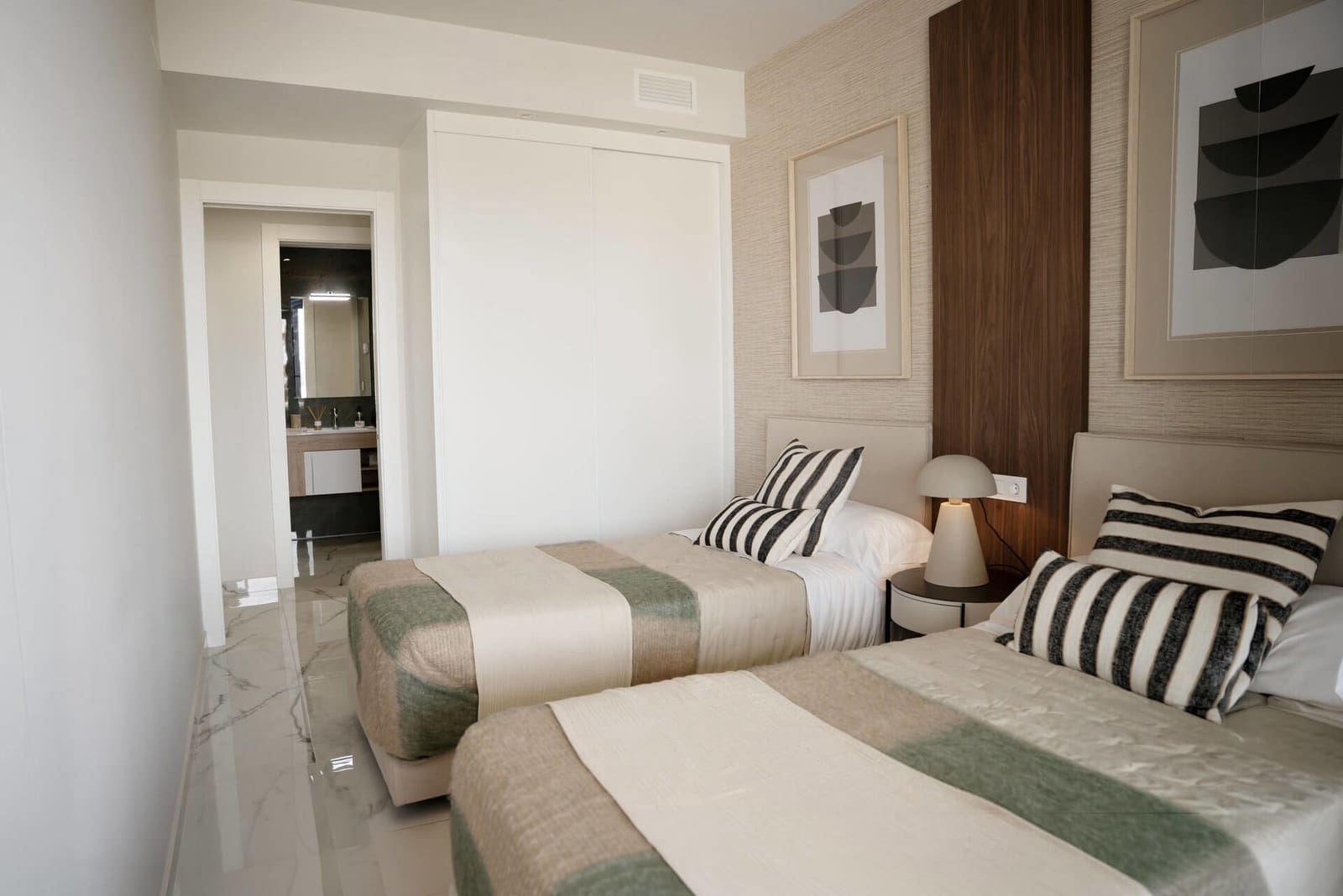 2 chambre Appartement à vendre à Ciudad Quesada avec piscine garage - 314 000 € (Ref: 9990285)