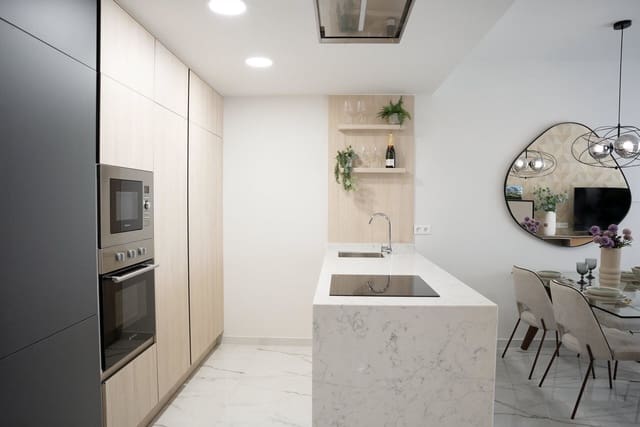 2 chambre Appartement à vendre à Ciudad Quesada, Rojales avec piscine garage - 314 000 € (Ref: 9990285)