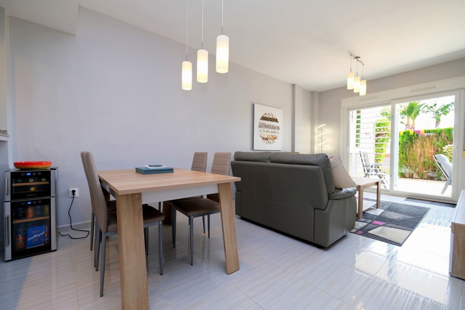 Apartamento de 3 habitaciones en Punta Prima en venta con piscina garaje - 295.000 € (Ref: 9996689)