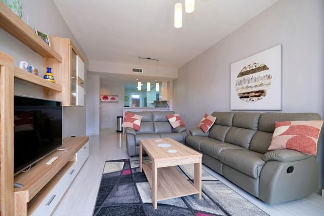 Apartamento de 3 habitaciones en Punta Prima, Torrevieja en venta con piscina garaje - 295.000 € (Ref: 9996689)