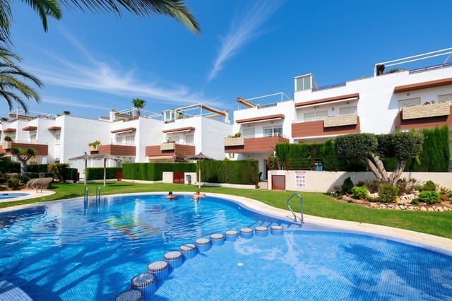 Apartamento de 3 habitaciones en Punta Prima, Torrevieja en venta con piscina garaje - 295.000 € (Ref: 9996689)