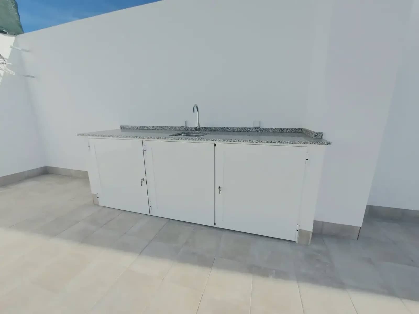 3 bedroom Villa for sale in Roldan with pool garage - € 272,500 (Ref: 9996691)