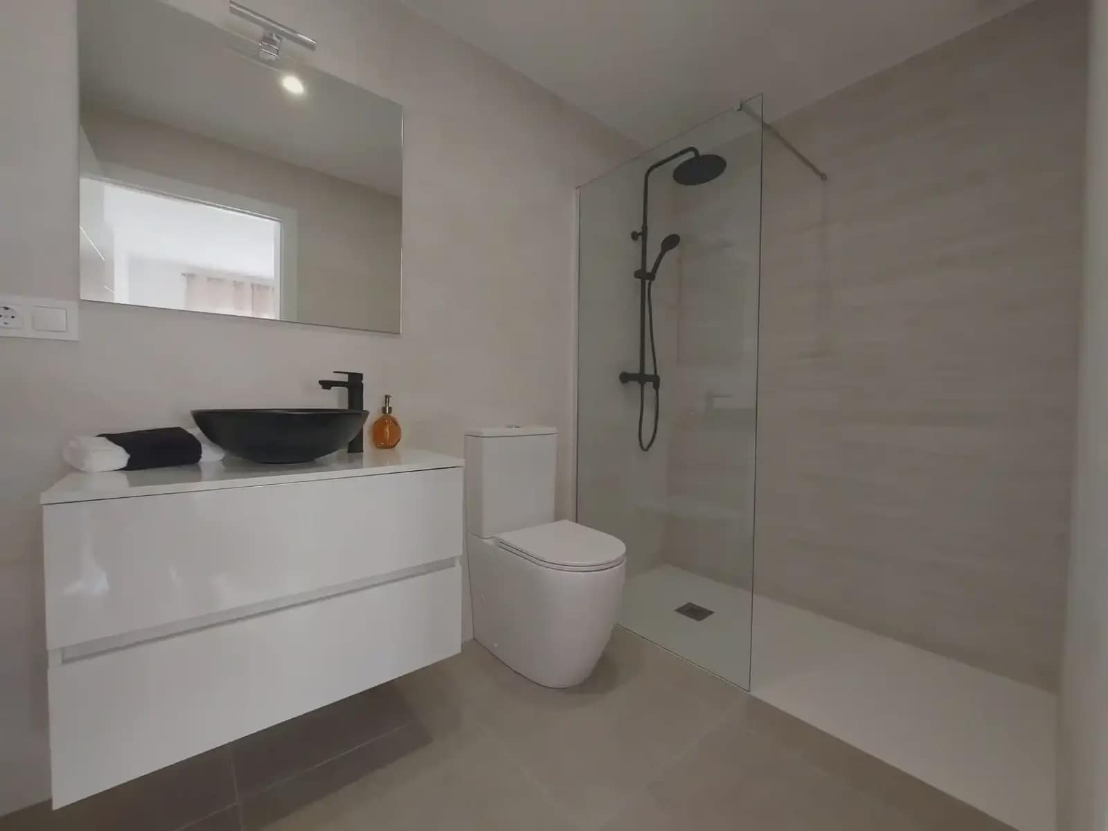 3 bedroom Villa for sale in Roldan with pool garage - € 272,500 (Ref: 9996691)