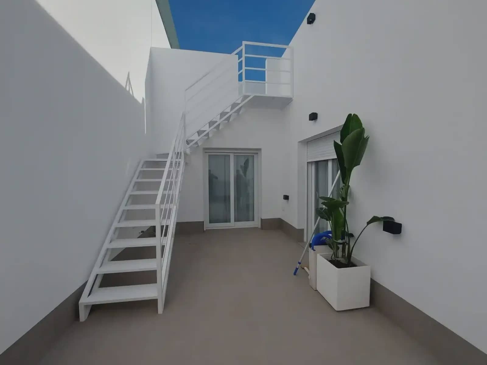 3 bedroom Villa for sale in Roldan with pool garage - € 272,500 (Ref: 9996691)