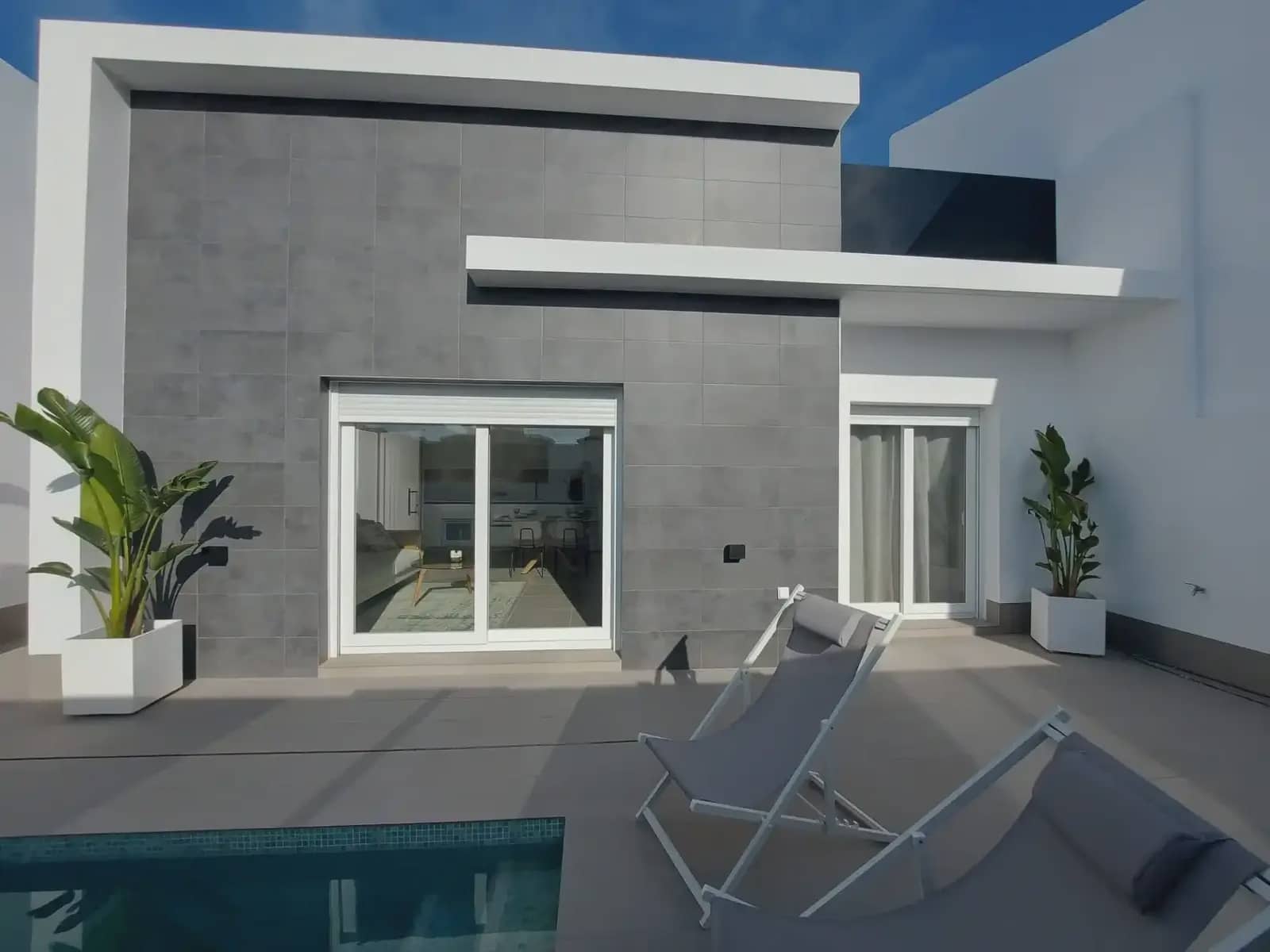 3 bedroom Villa for sale in Roldan with pool garage - € 272,500 (Ref: 9996691)
