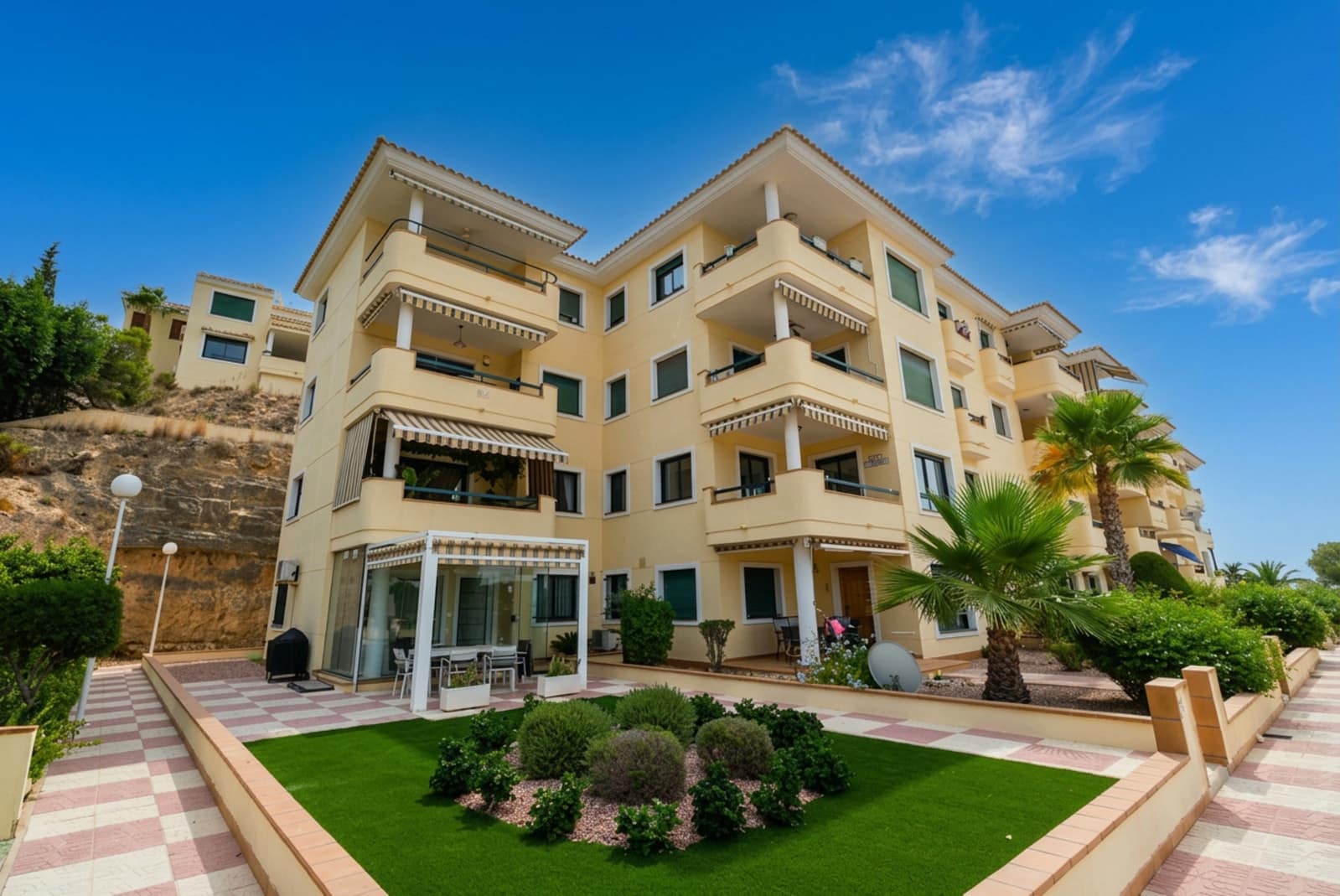 3 chambre Appartement à vendre à Campoamor avec piscine - 289 995 € (Ref: 9998138)